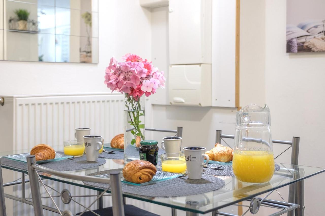 Beau Duplex 54m2, Calme, 2 Chambres, Netflix Et Wifi, Tv 140cms, Parking, Hypercentre A 400m, Arrivee Tardive Possible Avec Boite A Cles *