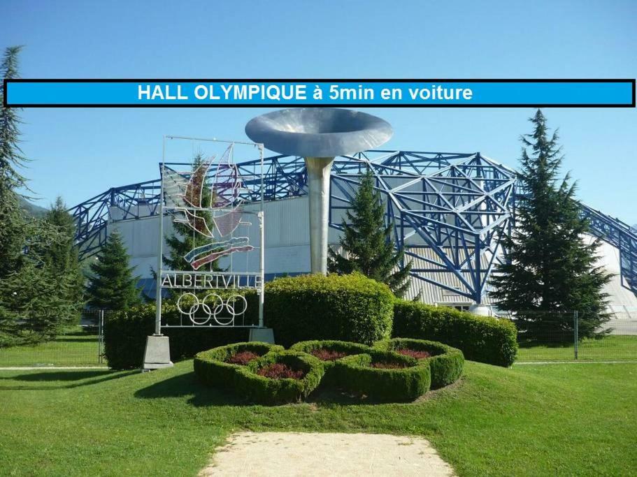 Beau Duplex 54m2, Calme, 2 Chambres, Netflix Et Wifi, Tv 140cms, Parking, Hypercentre A 400m, Arrivee Tardive Possible Avec Boite A Cles